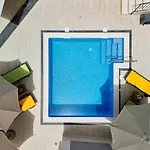 Ella - Swimming Pool, Garden, Baby Friendly * Bast