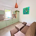 Ella - Swimming Pool, Garden, Baby Friendly * Bast
